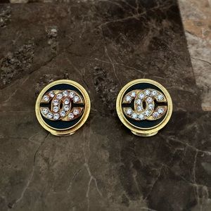 Chanel clip on Earrings